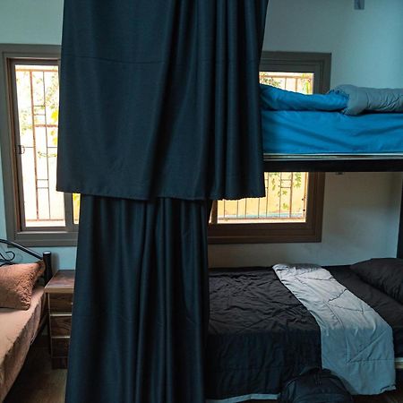 Extra Traveller Vandrarhem Aqaba Exteriör bild