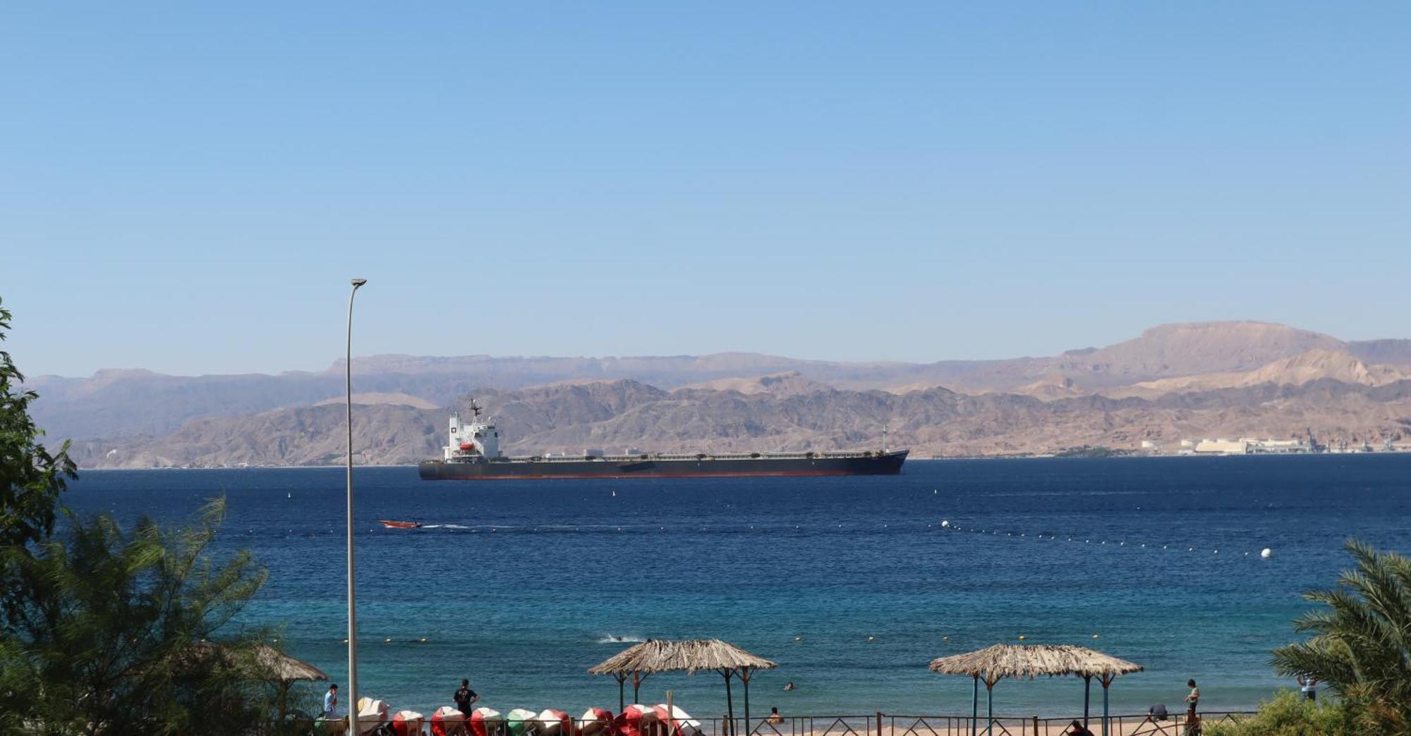 Extra Traveller Vandrarhem Aqaba Exteriör bild
